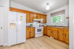 182 John Forsyth Road, Winnipeg, MB R2N1R8 Photo 17