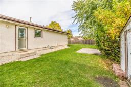 4pc Bathroom - 182 John Forsyth Road, Winnipeg, MB R2N1R8 Photo 6