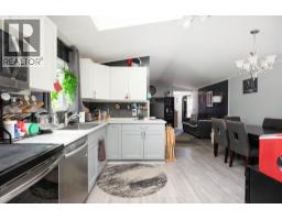 Kitchen - 163 Cree Lane, Fort Mcmurray, AB T9L1Y5 Photo 6
