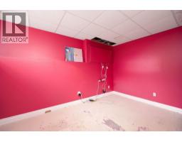 209 Laffont Bay, Fort Mcmurray, AB T9M2R3 Photo 28