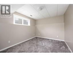 209 Laffont Bay, Fort Mcmurray, AB T9M2R3 Photo 29