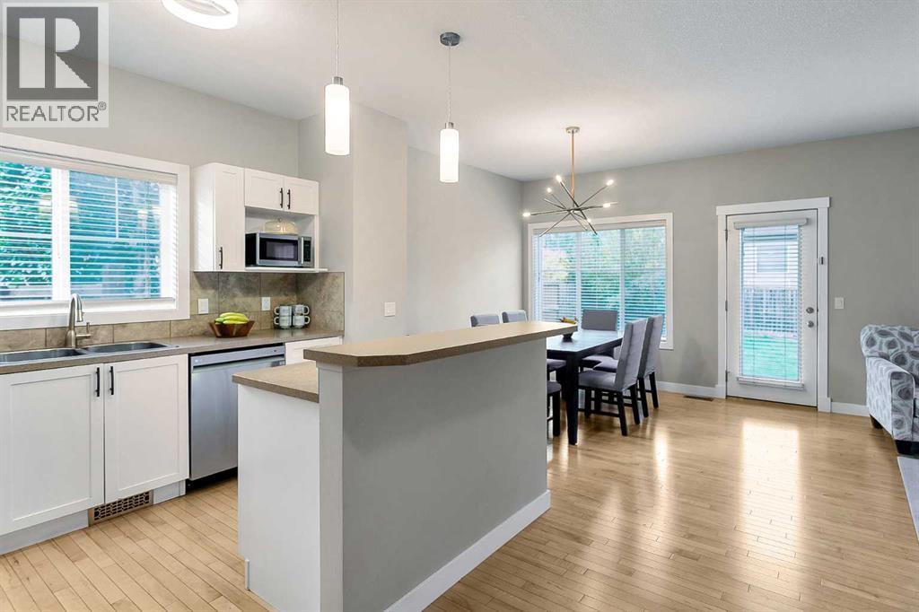 294 Cranston Drive SE - photo 5