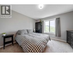 64 Sunrise Terrace, Cochrane, AB T4C0V3 Photo 22
