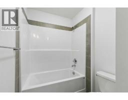 22 Lucas Terrace NW - photo 32