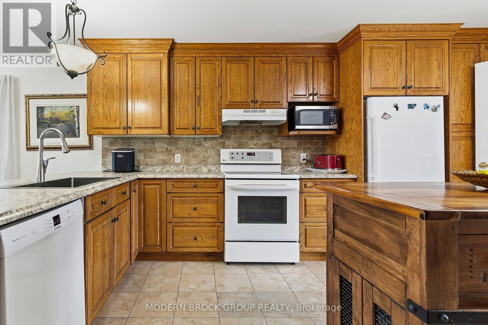 36 HILLCREST DRIVE - Image 14