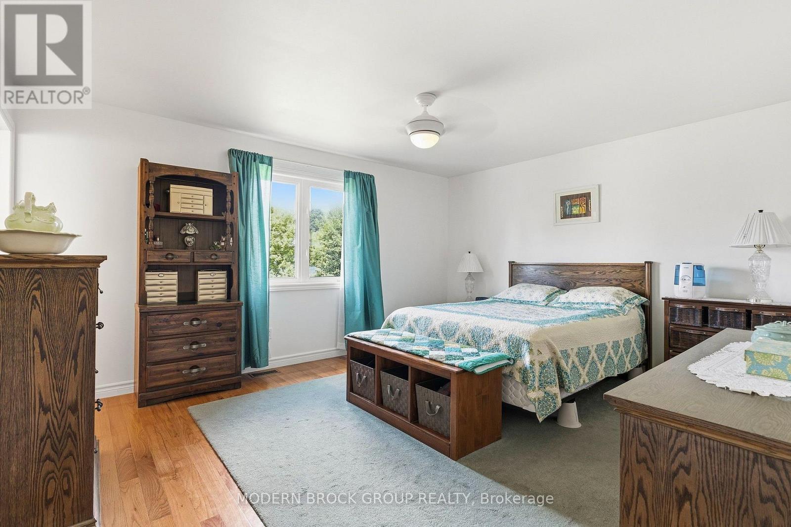 36 HILLCREST DRIVE - Image 23