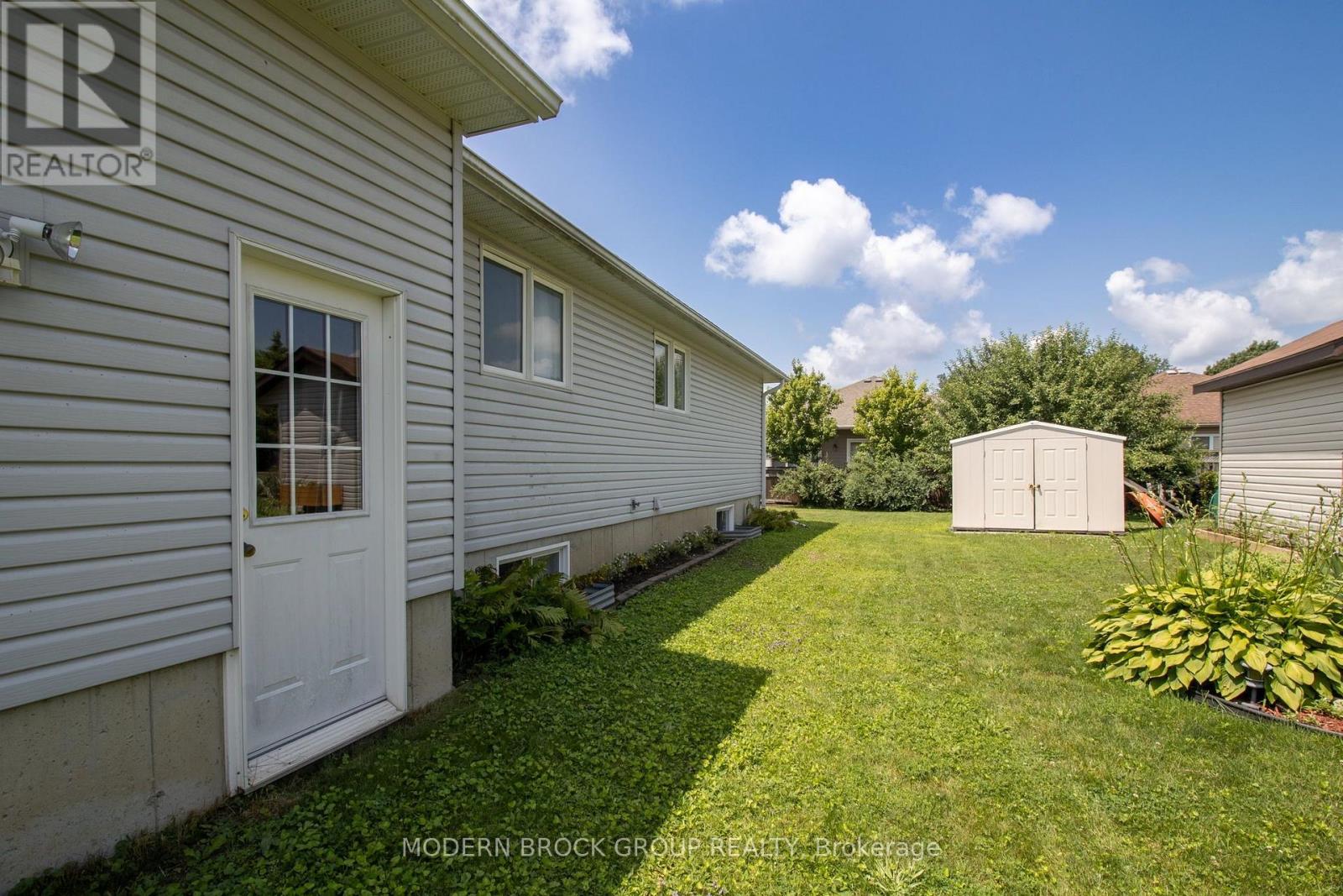 36 HILLCREST DRIVE, Brockville — photo 3