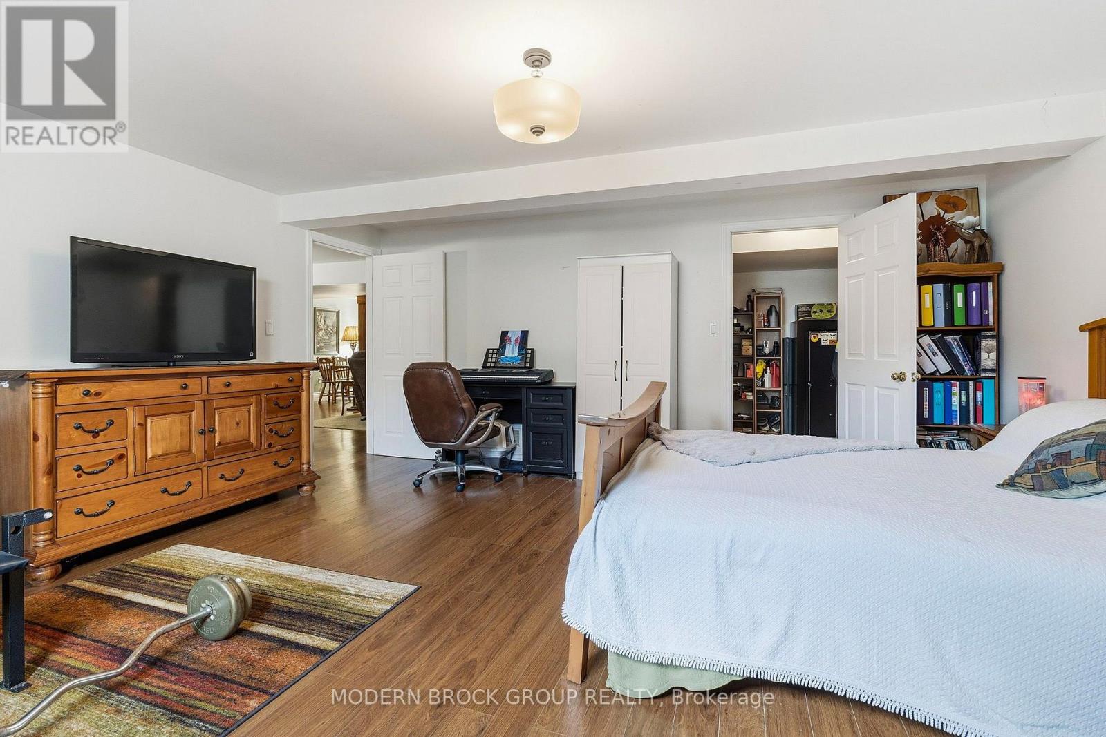 36 HILLCREST DRIVE - 37
