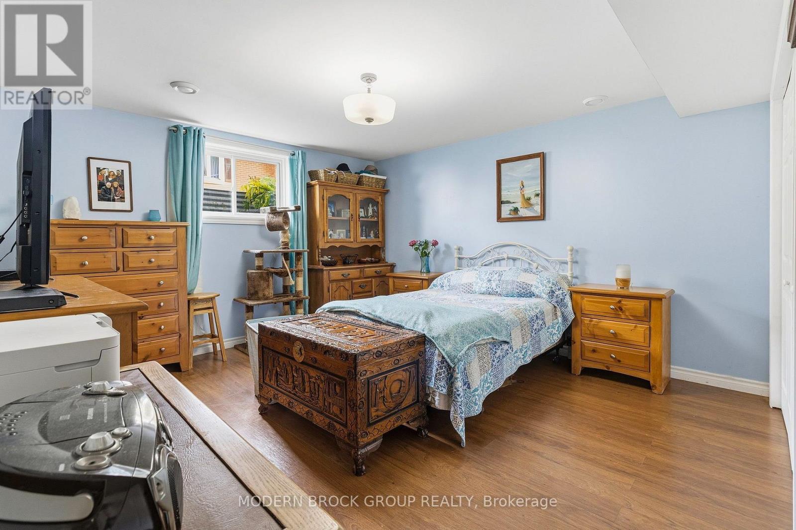 36 HILLCREST DRIVE - 38