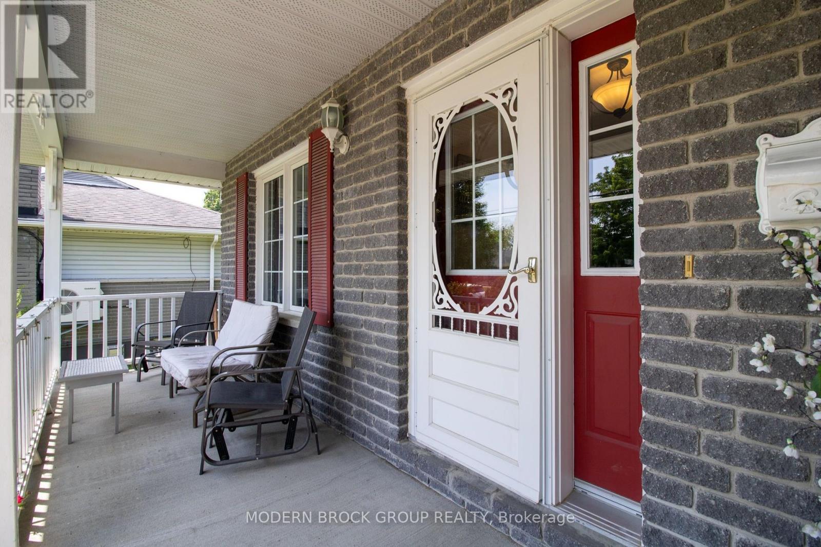 36 HILLCREST DRIVE, Brockville — photo 7
