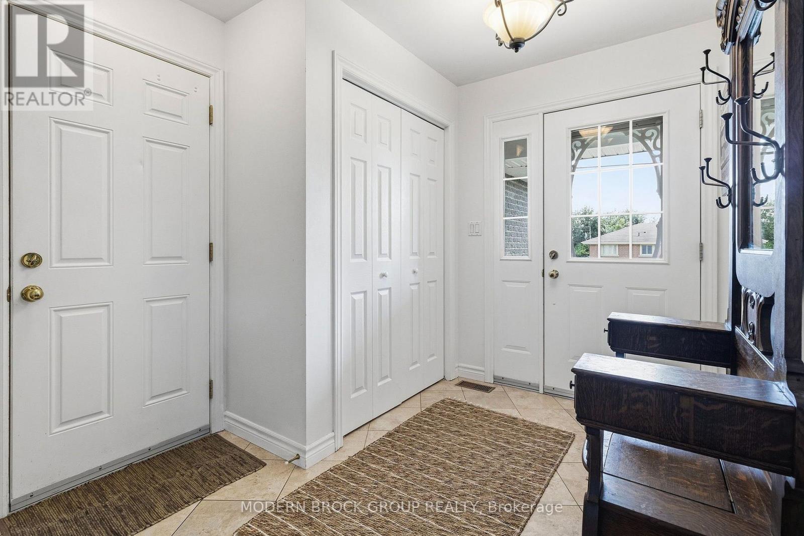 36 HILLCREST DRIVE - 8