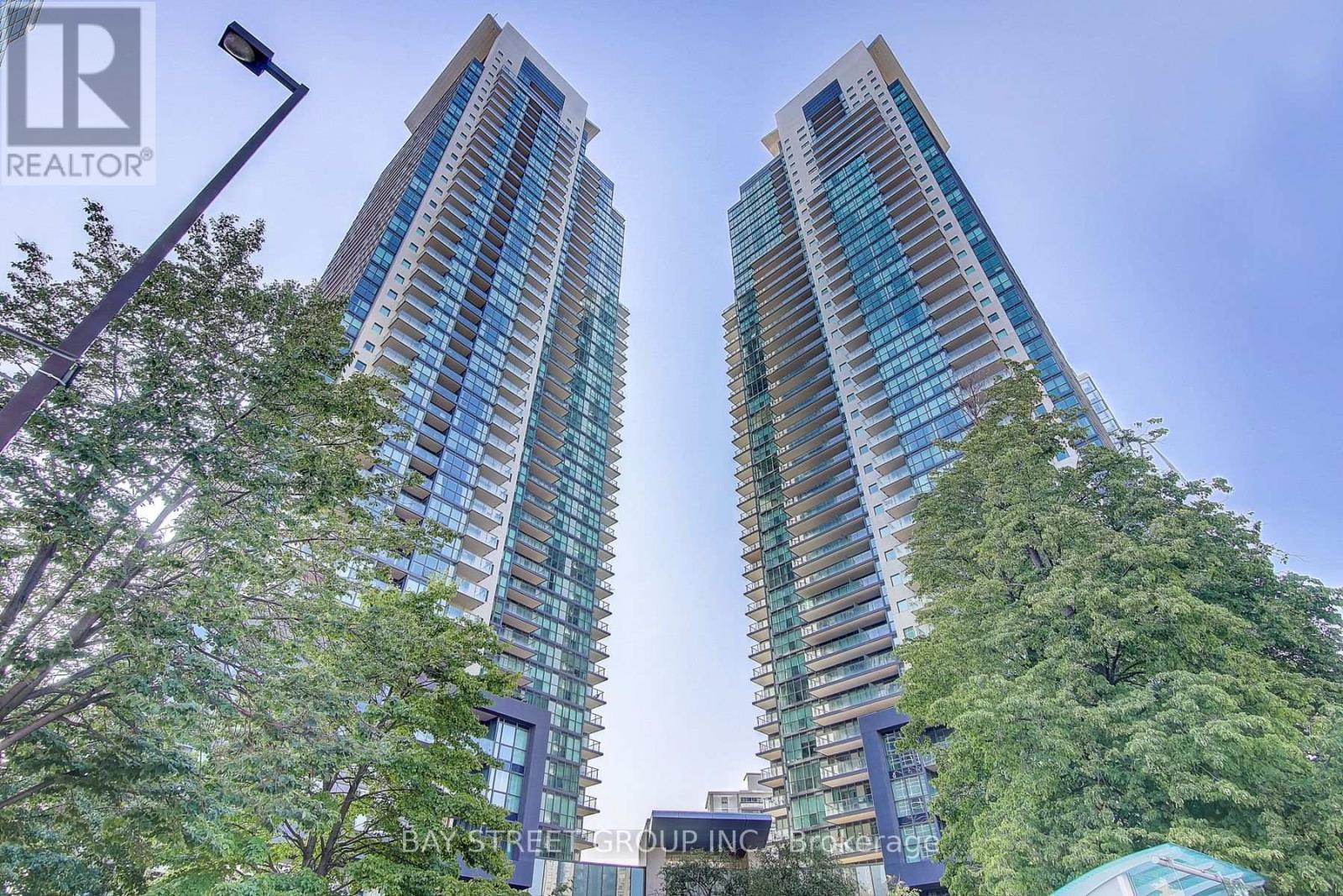 LPH303 - 5162 YONGE STREET, Toronto (Willowdale West)