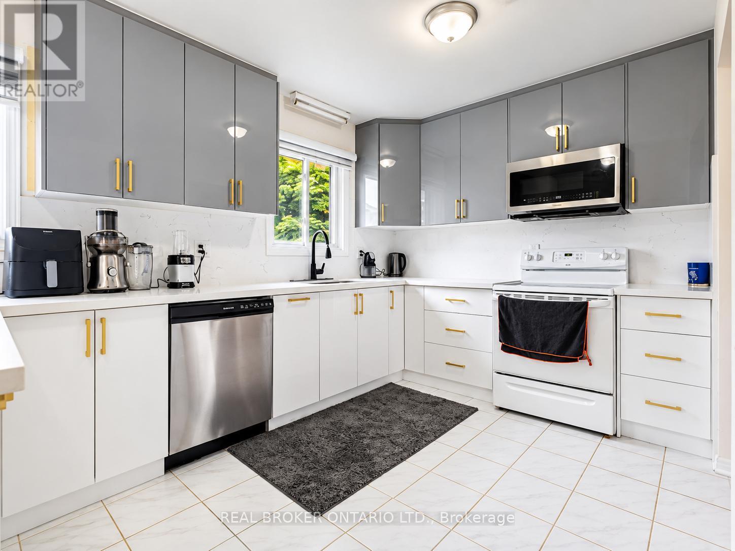 54 MILLHOUSE CRESCENT - 11