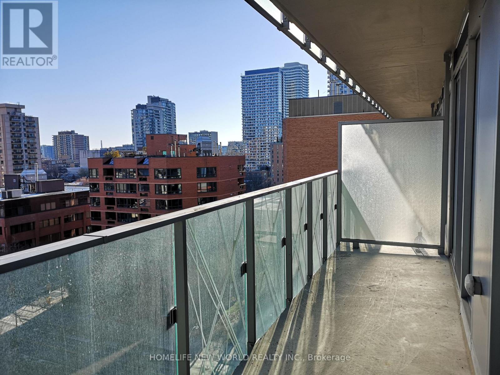 50 Wellesley Street East — photo 20