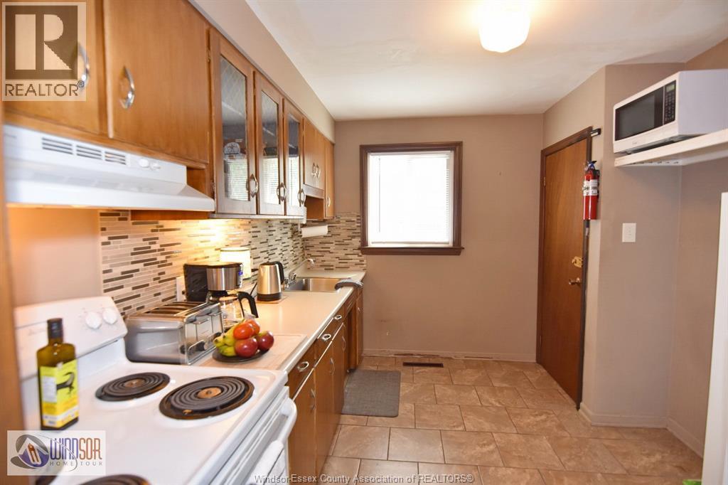 1534 PILLETTE ROAD - Image 10