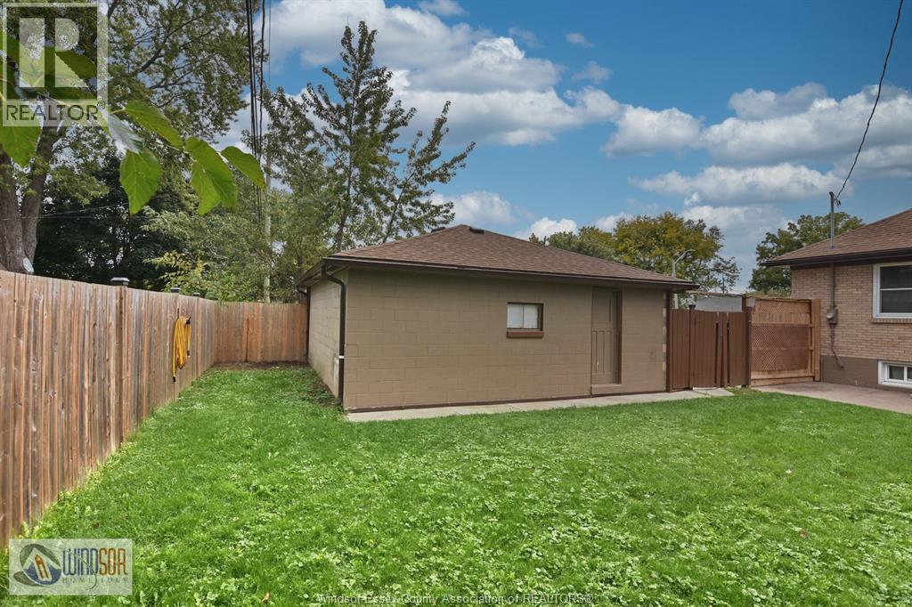 1534 PILLETTE ROAD - Image 22