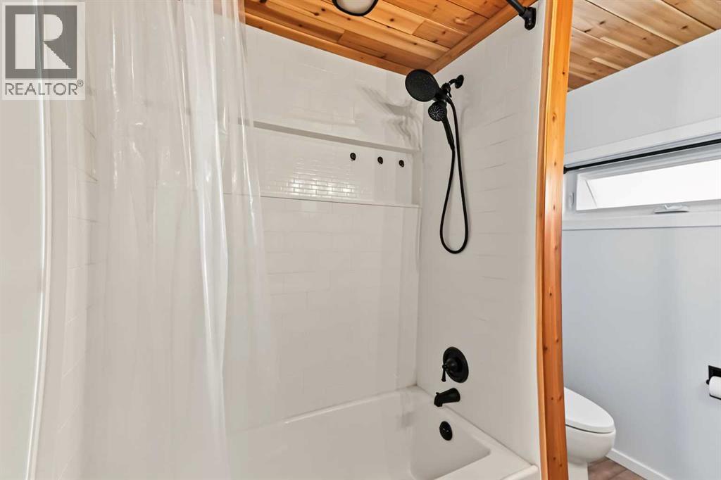 9426 64 Avenue - Image 17