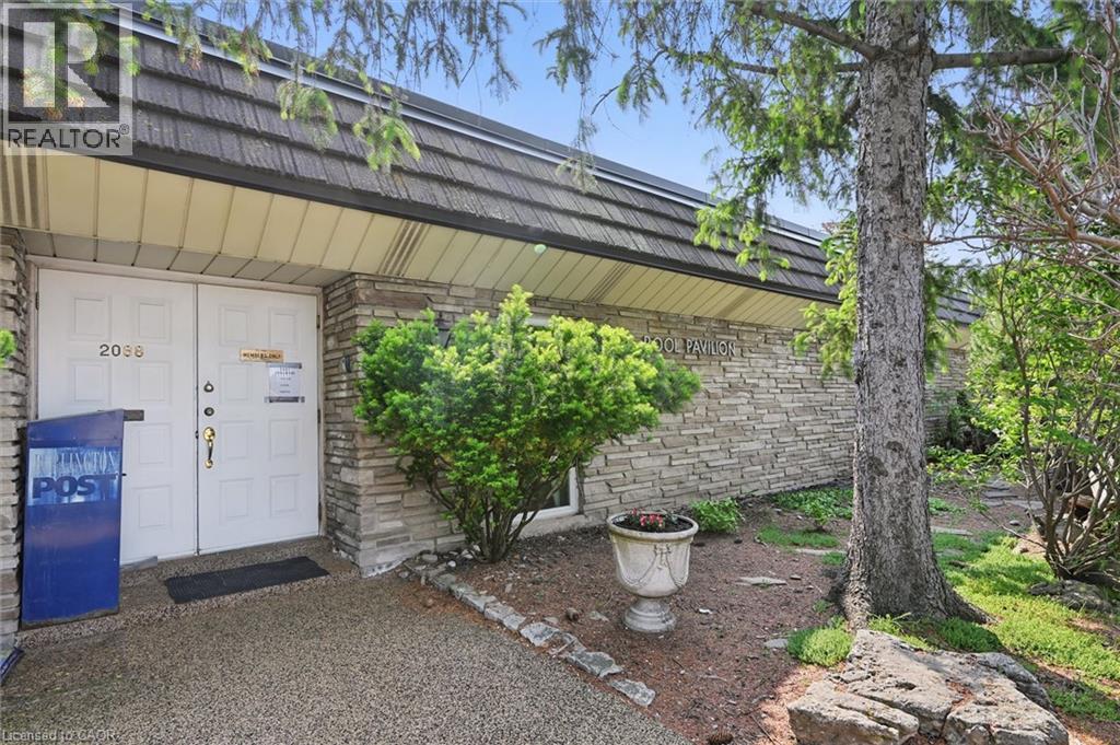 #2 2066 BRANT Street - 30