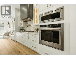 Bedroom - 35 Hendon Drive Nw, Calgary, AB T2K1Y6 Photo 10