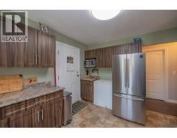 Dining room - 2250 Leblanc Street, Lumby, BC V0E2G0 Photo 10