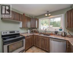 Kitchen - 2250 Leblanc Street, Lumby, BC V0E2G0 Photo 9