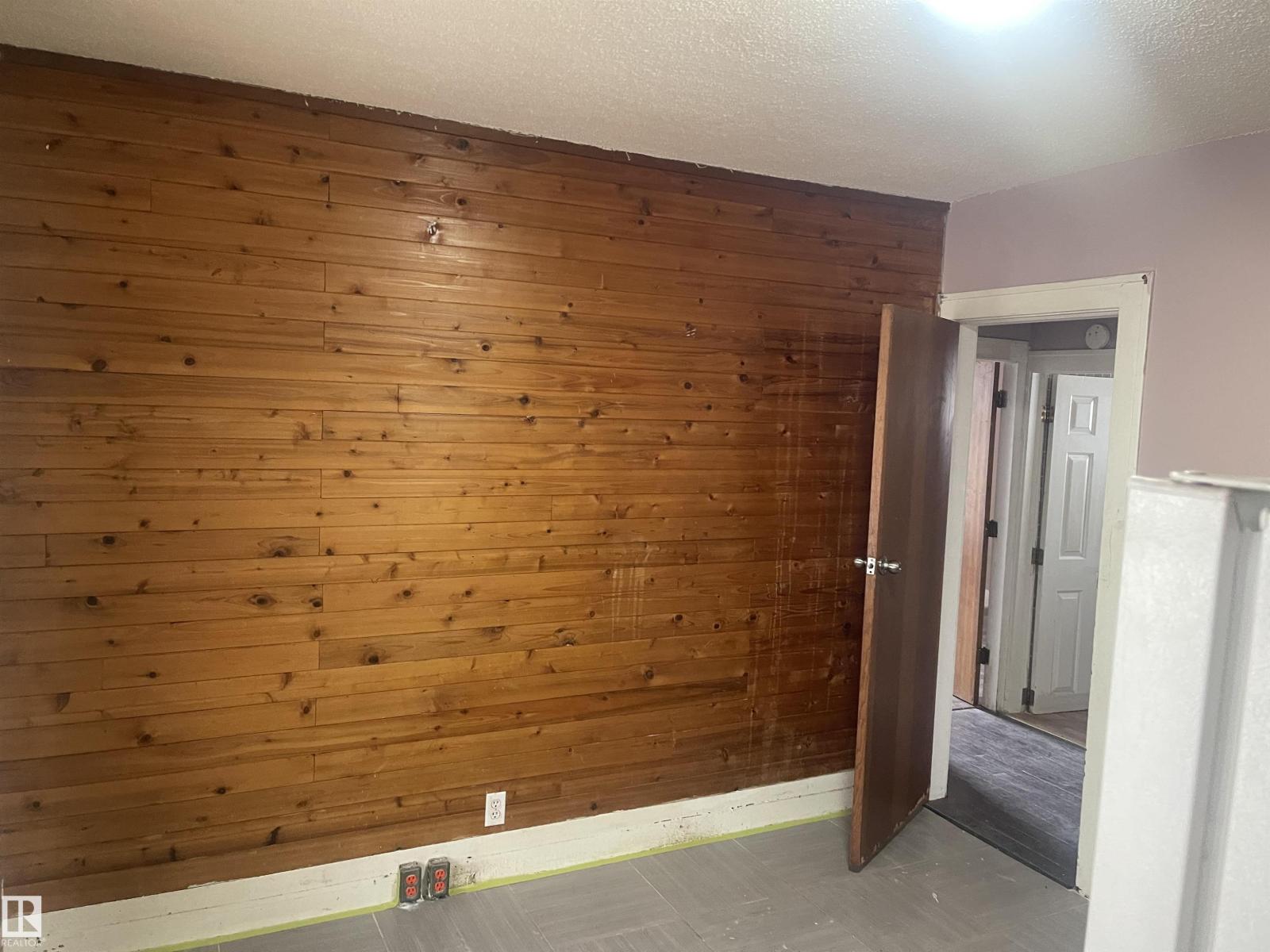 11444 97 ST NW - 26