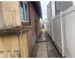 11444 97 St Nw, Edmonton, AB T5G1X5 Photo 11