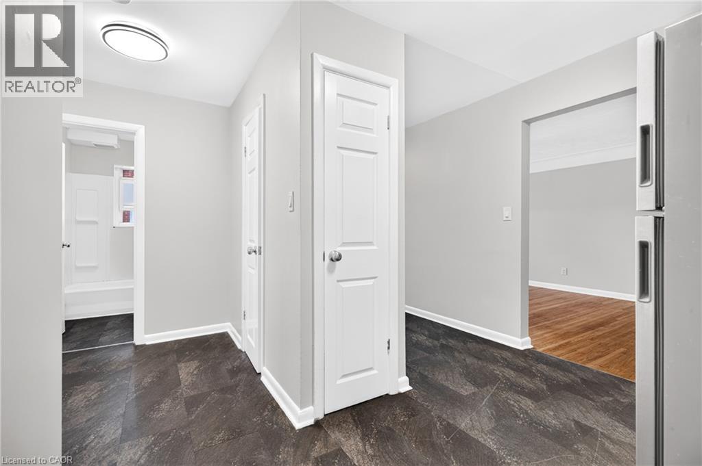 3 APPLEWOOD Avenue Unit# 3, Stoney Creek — photo 12