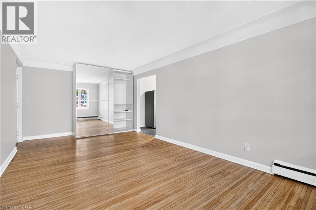 3 APPLEWOOD Avenue Unit# 3, Stoney Creek — photo 5