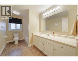 99 Beechmanor Crescent, Kitchener, ON N2N3H5 Photo 33
