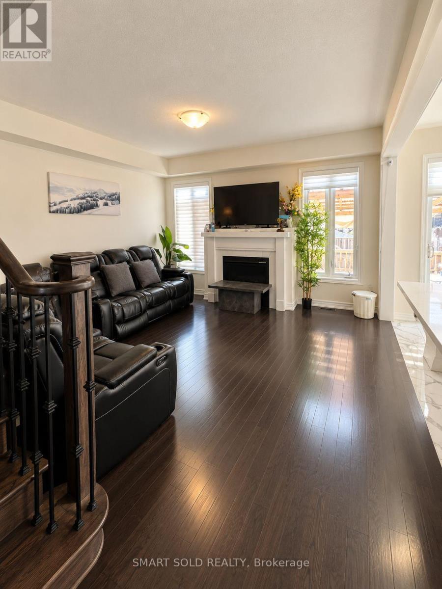 BEDROOM - 118 BLACKWELL CRESCENT, Bradford West Gwillimbury (Bradford) — photo 4