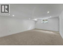 816 Lake Ontario Drive Se, Calgary, AB T2J3J9 Photo 28