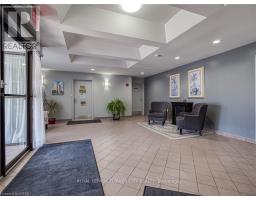 707 - 860 Commissioners Road, London South, ON N6C2V5 Photo 18
