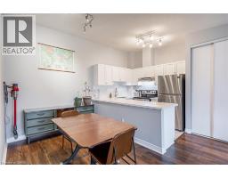 4140 Foxwood Drive, Burlington, ON L7M4R4 Photo 9