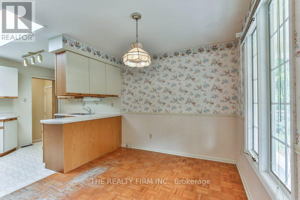 579 BOLER ROAD, London South (South K) — photo 11