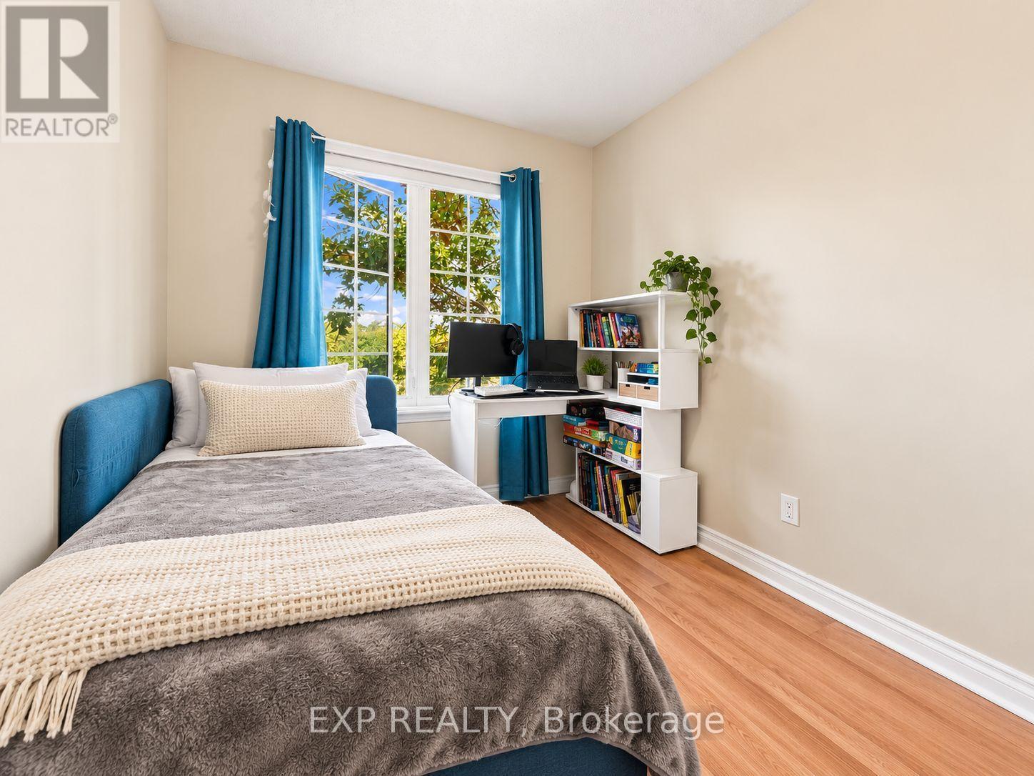 #223 90 EDENVALE DRIVE - 35