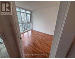 1203 - 21 Iceboat Terrace, Toronto, ON M5V4A9 Photo 8
