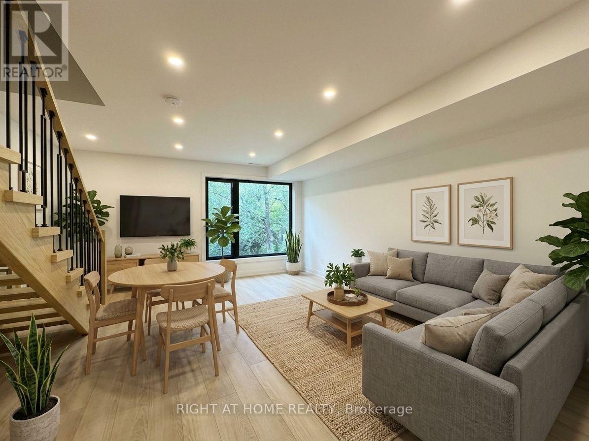 #4 - 151 GLEDHILL AVENUE, Toronto (Woodbine-Lumsden) — photo 3