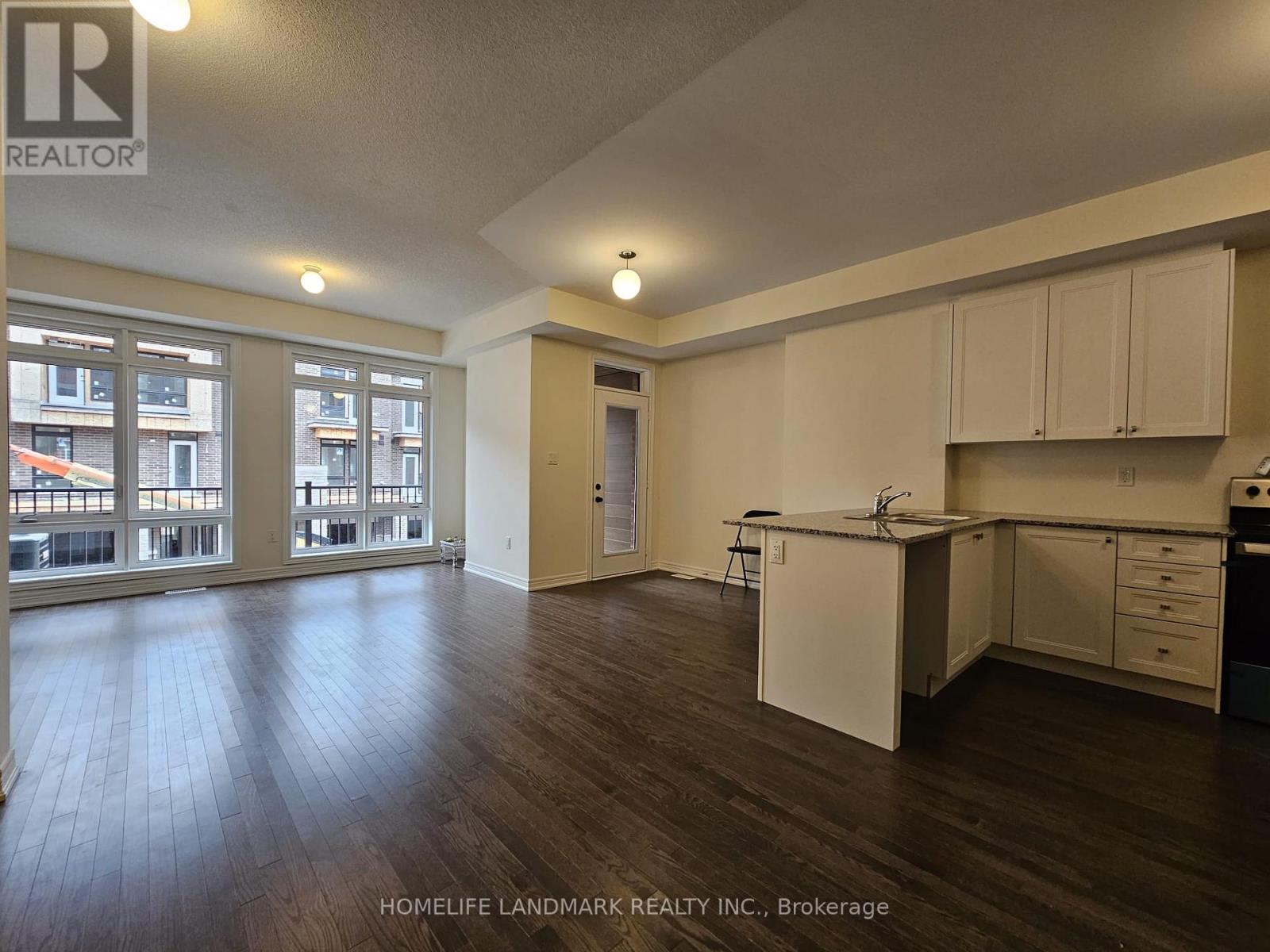 15 NIMMO LANE, Ajax (South East) — photo 4