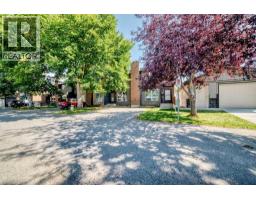 4pc Bathroom - 34, 9908 Bonaventure Drive Se, Calgary, AB T2J5E3 Photo 6