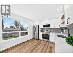 Bedroom - 34, 9908 Bonaventure Drive Se, Calgary, AB T2J5E3 Photo 8