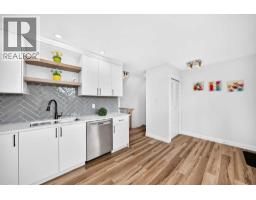 4pc Bathroom - 34, 9908 Bonaventure Drive Se, Calgary, AB T2J5E3 Photo 9
