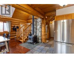 2pc Bathroom - 2943 Piva Road, Kamloops, BC V0E3E1 Photo 10