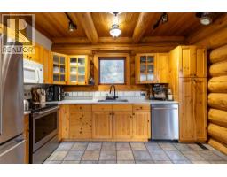 Primary Bedroom - 2943 Piva Road, Kamloops, BC V0E3E1 Photo 6