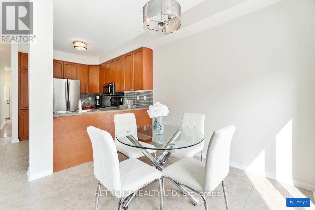 23 THOMAS LEGGE CRESCENT - 11