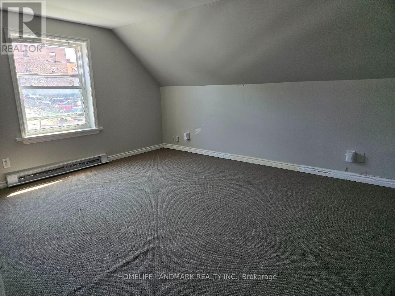 2 - 22 CENTRE STREET, Aurora (Aurora Village) — photo 7