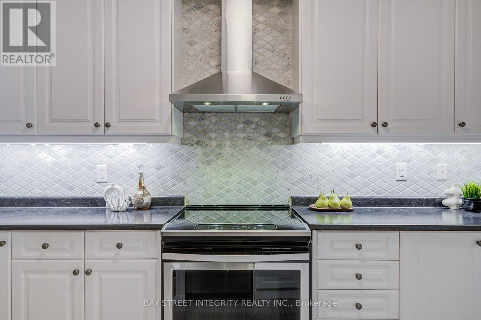 202 VIVANT STREET - Image 19