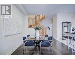 202 Vivant Street, Newmarket, ON L3X0K7 Photo 13