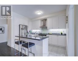 202 Vivant Street, Newmarket, ON L3X0K7 Photo 16