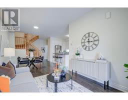 202 Vivant Street, Newmarket, ON L3X0K7 Photo 24